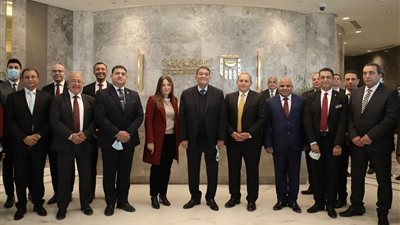 «الأهلي المصري» يفتتح فرع متكامل ومميكن في حي البنوك بالعاصمة الإدارية 