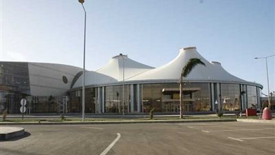 طوارىء بمطار شرم الشيخ لاستقبال الوفود المشاركة بـ