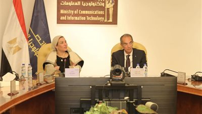 وزيرا البيئة والاتصالات يناقشان الاستعدادات التكنولوجية لاستضافة قمة المناخ
