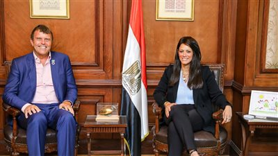 «المشاط» تستعرض الجهود المبذولة لدفع التحول نحو الاقتصاد الأخضر