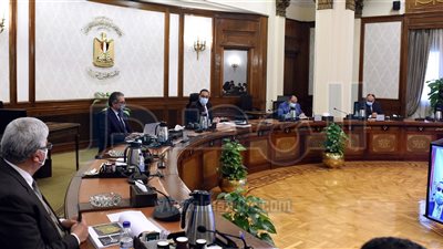 رئيس الوزراء يُتابع جهود تطوير وإعادة إحياء مدينة إسنا التاريخية