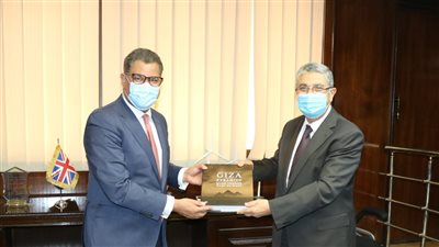 خلال لقاء ألوك شارما.. شاكر: تشغيل وحدة الضعبة النووية الأولى تجاريًا 2026