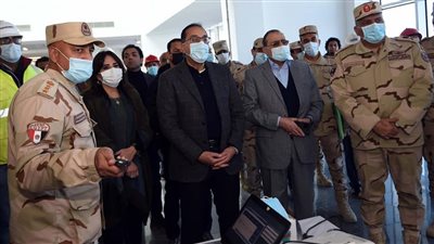 رئيس الوزراء يتابع تنفيذ الأعمال بمركز معلومات العاصمة ومنطقة البنوك