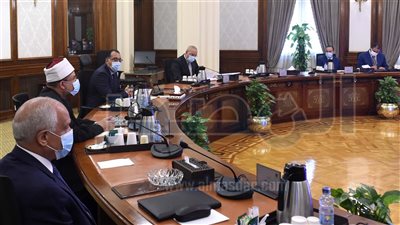 رئيس الوزراء يتابع الموقف التنفيذي لخطة تطوير جزيرة الوراق