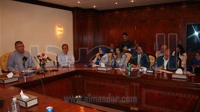 مفاجأة..وزير