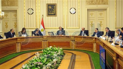 رئيس الوزراء يعقد اجتماعا للإعداد لمؤتمر الشباب بالإسماعيلية‎ (صور)
