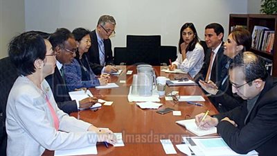 سحر نصر تتفق مع 