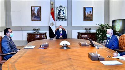 السيسى يمنح أولياء أمور الطلاب حرية اختيار الطريقة الأنسب لاستكمال الدراسة