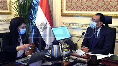 «مدبولي» يؤكد حرص الحكومة على المشاركة في تمويل مشروعات برنامج «نُوَفِّي»