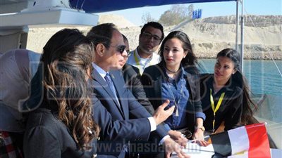 السيسي من أنفاق قناة السويس: 