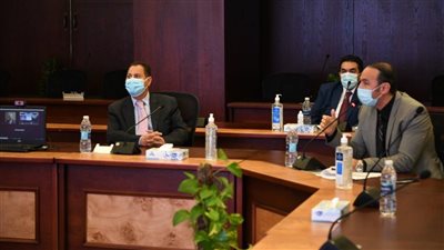 عمران يبحث مع بنوك الاستثمار سبل تنشيط التداول على سندات الشركات