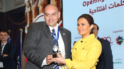 مصر تستضيف القمة الدولية للمشروعات الصغيرة وريادة الأعمال .. يونيو المقبل