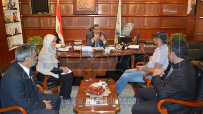 سعفان: مراعاة الشفافية في اختيار العمالة المسافرة للعمل للخارج (صور)