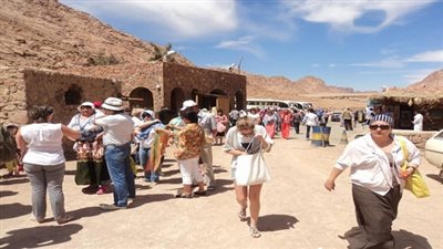 سانت كاترين تستقبل 815 سائحًا