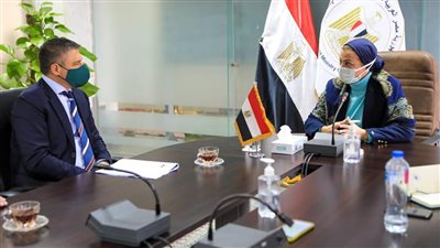 وزيرة البيئة تبحث مع «بيكر هيوز» التعاون في تكنولوجيا الوقود منخفضة الانبعاثات