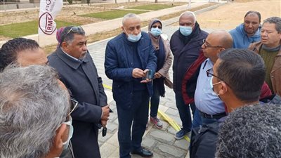 مسئولو «الإسكان» يتفقدون أعمال المرافق بالحي الحكومي بالعاصمة الإدارية 