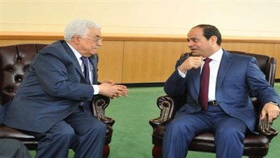 السيسي يلتقي محمود عباس لبحث القضية الفلسطينية