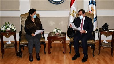 جلسة مباحثات ثنائية بين وزير البترول ونظيرته الأردنية