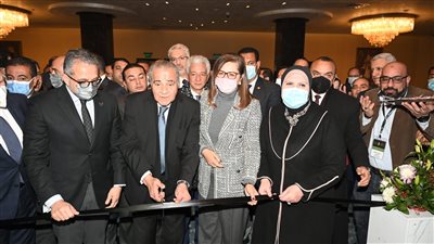 افتتاح المعرض والمؤتمر الأول للذهب والمجوهرات «نبيو 2022»