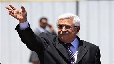 الرئيس الفلسطيني يصل القاهرة للقاء السيسي