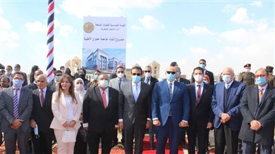 وزير التعليم العالي يضع حجر الأساس لجامعة حلوان الأهلية