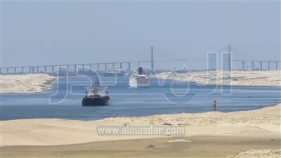 43 سفينة عبرت قناة السويس اليوم