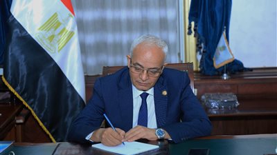 وزير التعليم يقرر بدء العام الدراسي الجديد 1 أكتوبر