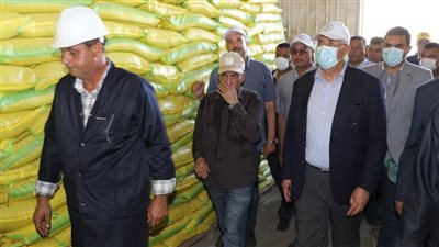 «القصير» يوجه بتوفير تقاوي المحاصيل قبل موعد الزراعة و بأسعار مناسبة 