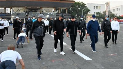 السيسي يقوم بجولة تفقدية في الكلية الحربية