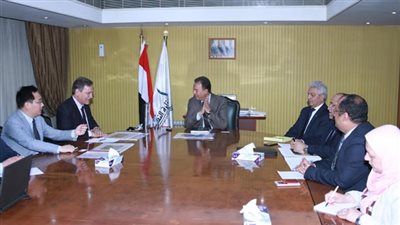وزير النقل يبحث التعاون مع شركة 