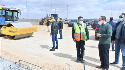 السيسي يتفقد أعمال إنشاء محور حسب الله الكفراوي