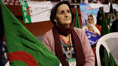 انطلاق الانتخابات التشريعية في الجزائر (صور)