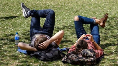 باحثون: إضاعة الوقت ضرورية لحياة البشر