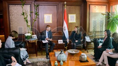 سحر نصر تبحث مع سفير سويسرا إطار الشراكة بقيمة 86 مليون فرانك 