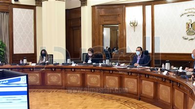 مدبولى يستعرض مقترح الخطة الاستثمارية لوزارة النقل فى 2021-2022