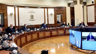 رئيس الوزراء يوجه بتوفير 500 مليون جنيه تعويضات لتطوير الطريق الدائرى