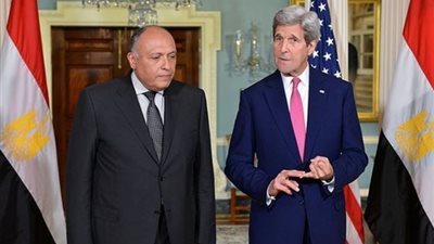 شكري وكيري يبحثان تطورات الأوضاع في سوريا وليبيا