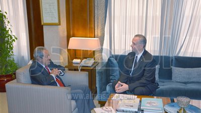 توقيع إتفاق بين شركتين مصرية ومجرية لانتاج الالات والمعدات ثقيلة فى القاهرة ..بعد غداً