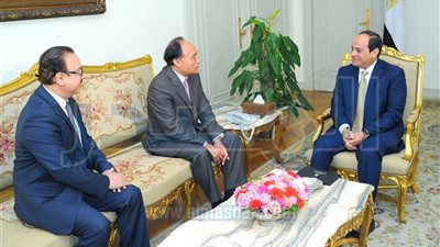 السيسي: علينا وضع رؤي حقيقية لمنع استخدام الانترنت في العنف 