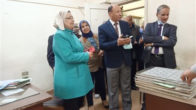 «الضرائب»: استمرار الجولات الميدانية لتفقد سير العمل بالمناطق والمأموريات