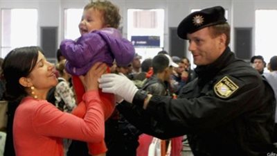 وصول 1500 لاجئ إلى النمسا وتوقعات بتدفق آلاف آخرين