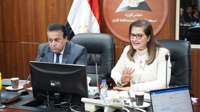 وزيرا التخطيط والتعليم العالي يناقشا الخطة الاستثمارية لعام  2022-2023