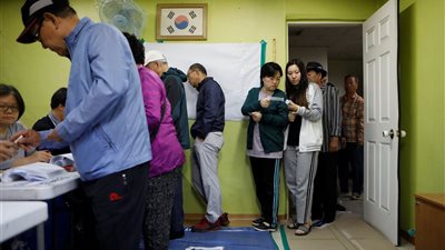 13 مرشحا يتنافسون في انتخابات الرئاسة بكوريا الجنوبية اليوم 