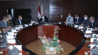 «الوزير» يتابع الموقف التنفيذى لمنظومة النقل الذكى على الطرق ITS