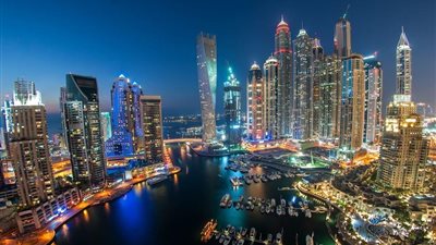 استطلاع: الإمارات أفضل مكان يتمنّى شباب 16 دولة عربية الإقامة والعمل فيه