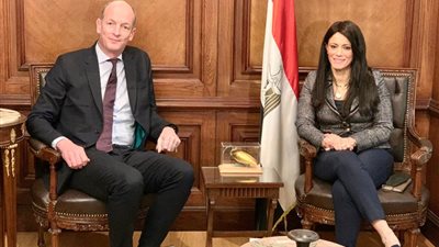 «المشاط» تبحث مع «الأوروبى لإعادة الإعمار» آليات تفعيل الاستراتيجية الجديدة