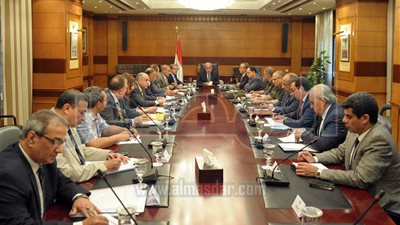 الحكومة: بدء تعافي النشاط التصديري المصري وخفض الواردات 