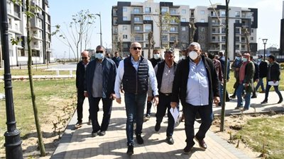 «الجزار» يتفقد المشروعات السكنية بمدينة المنصورة الجديدة