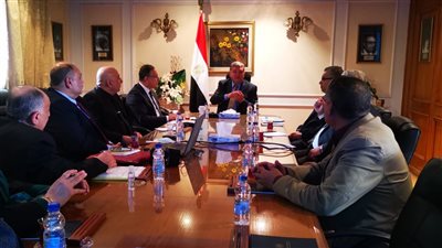 وزير قطاع الأعمال العام يستعرض خطة تطوير «راكتا» بتكلفة 200 مليون دولار