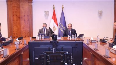 إجتماع وزراي لبحث مستجدات مشروع رفع كفاءة الإنترنت بالمنشآت الفندقية